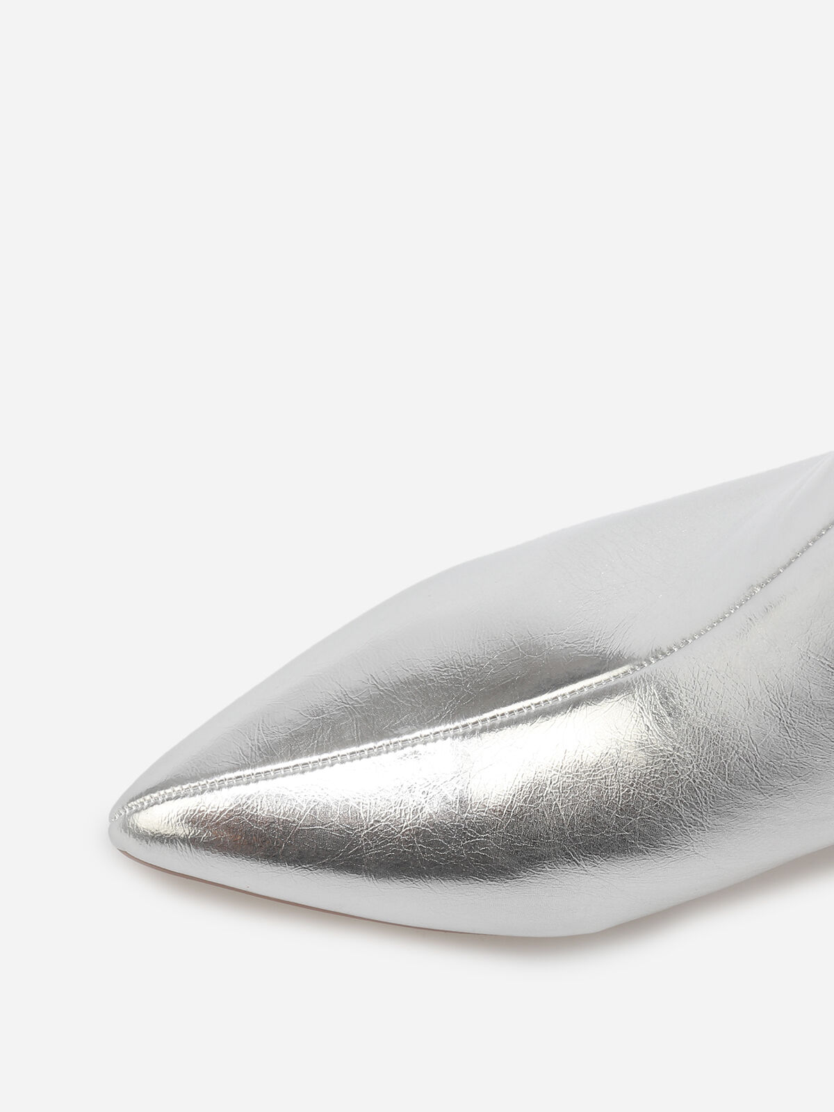 Bottines pointues à petit talon métallique- Argenté