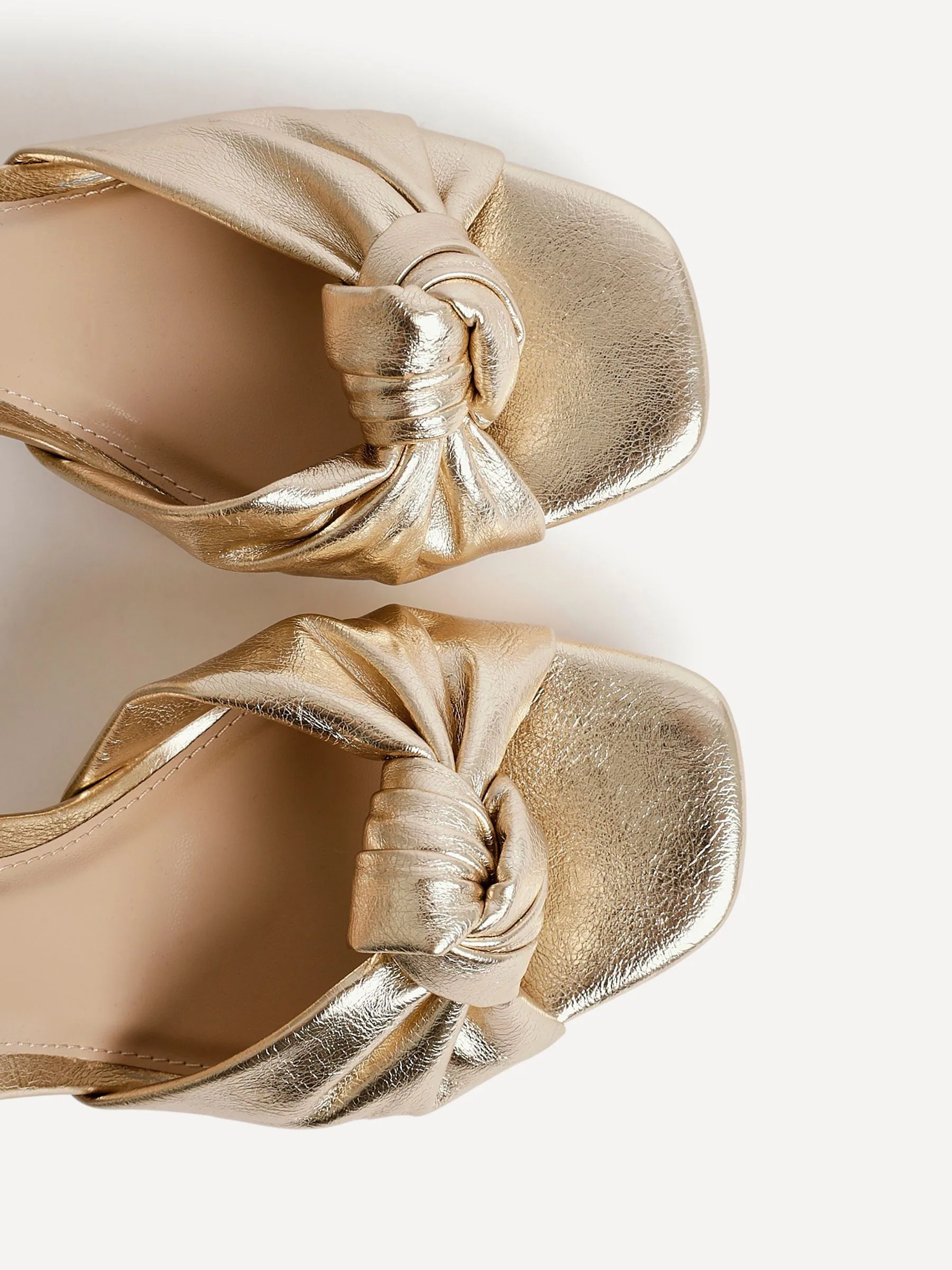 Goud - Linzi Ruba Platform Heels With Knotted Front Strap