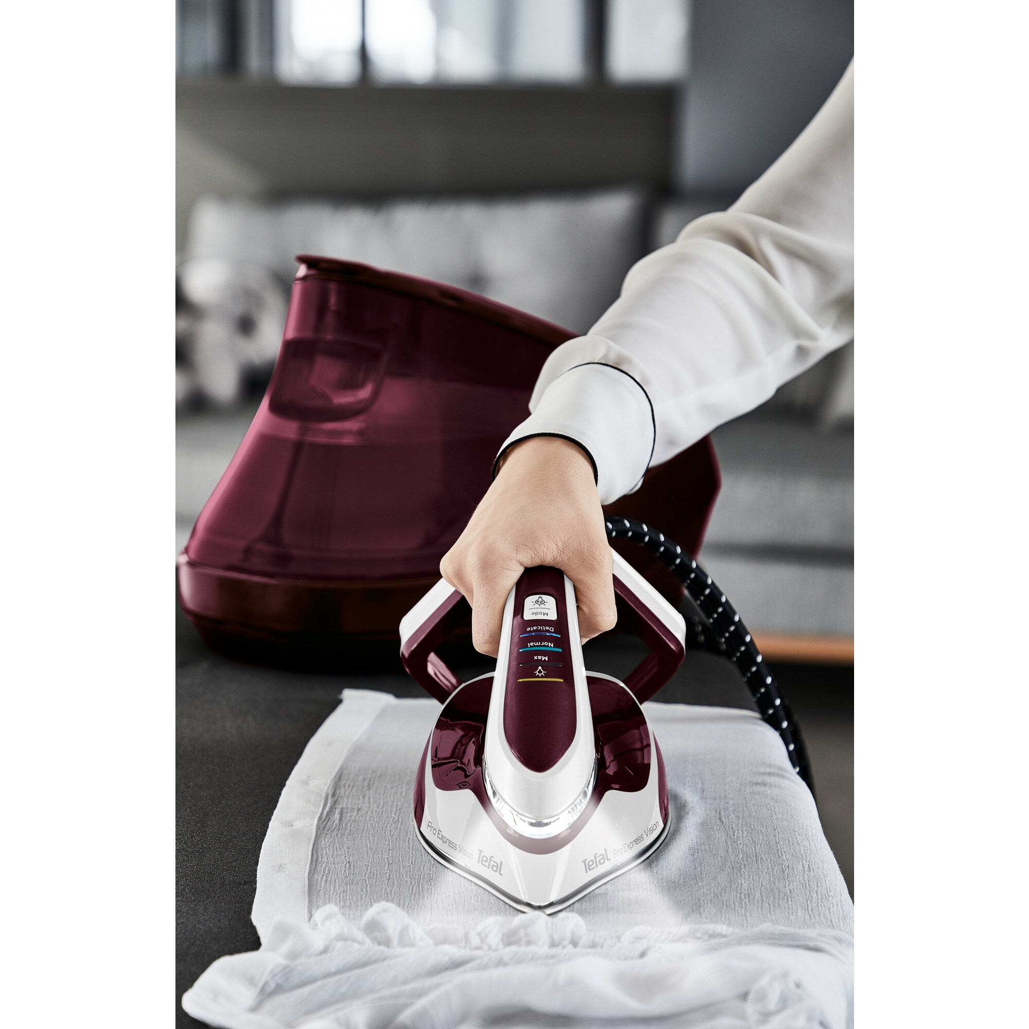 Tefal Dampfbügelstation Pro Express Vision GV9810