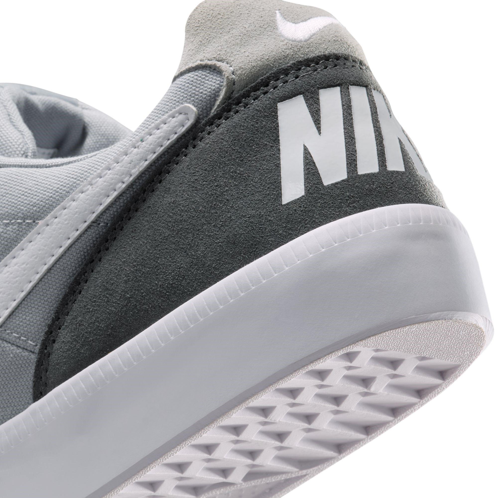 Nike Tiempo Sneakers Mens