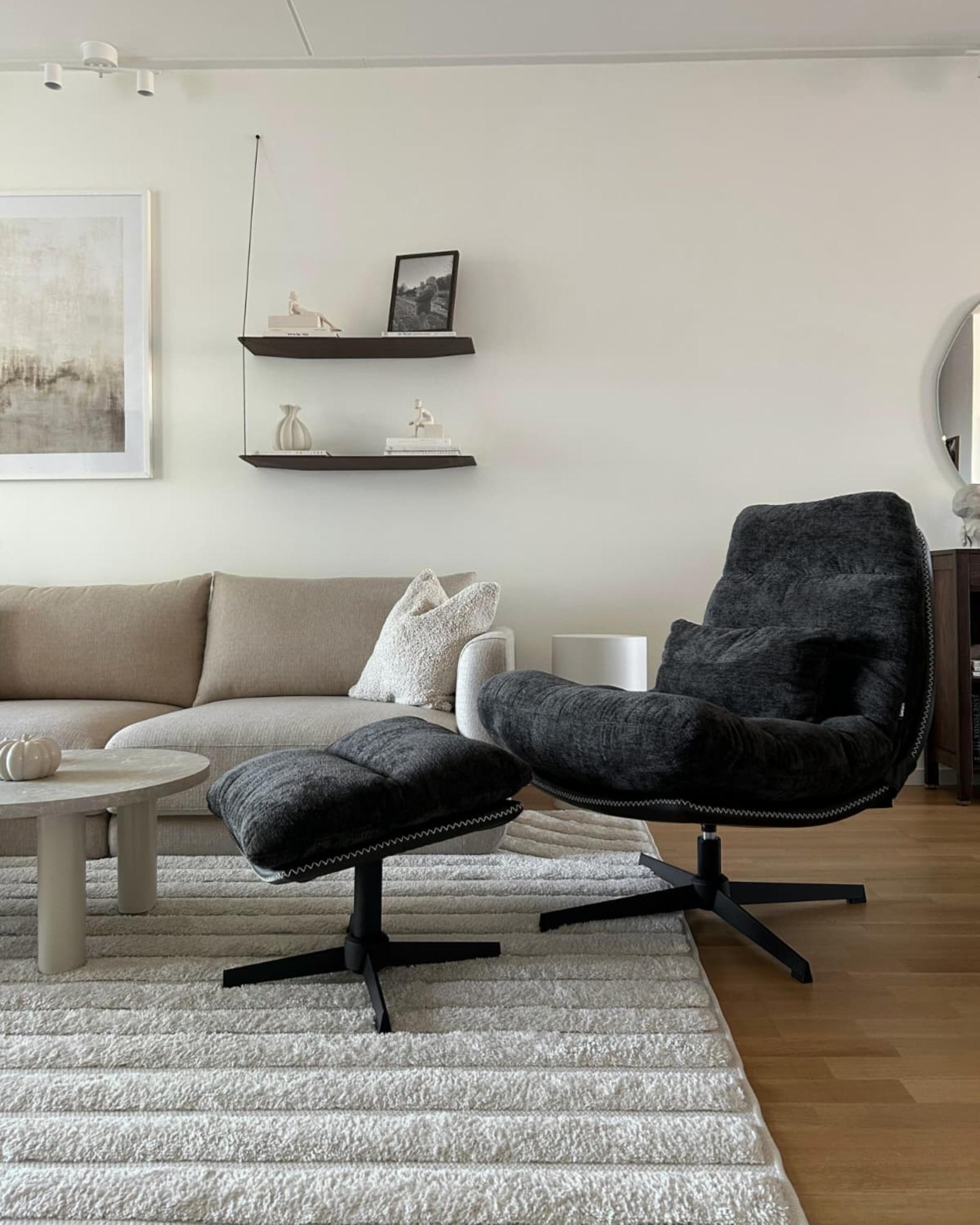 Draaifauteuil TOVIK met voetenbank Chenille Zwart