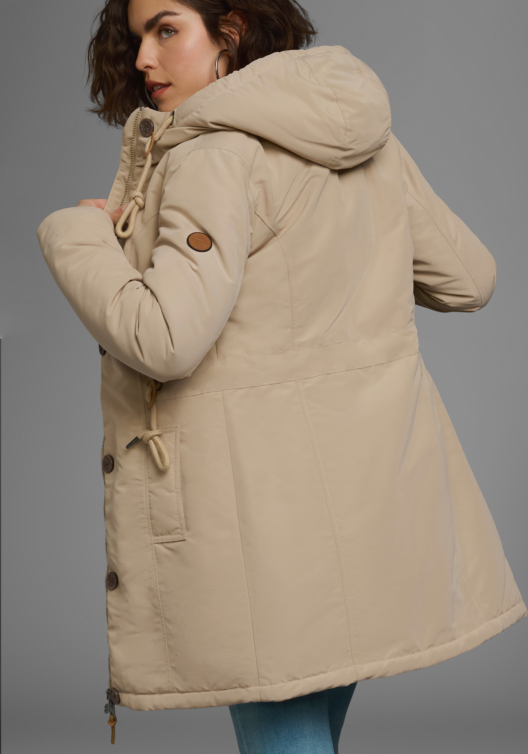KangaROOS Winterjacke mit Kapuze für die kalte Jahreszeit,  aus leichtem Webstoff,  modisch