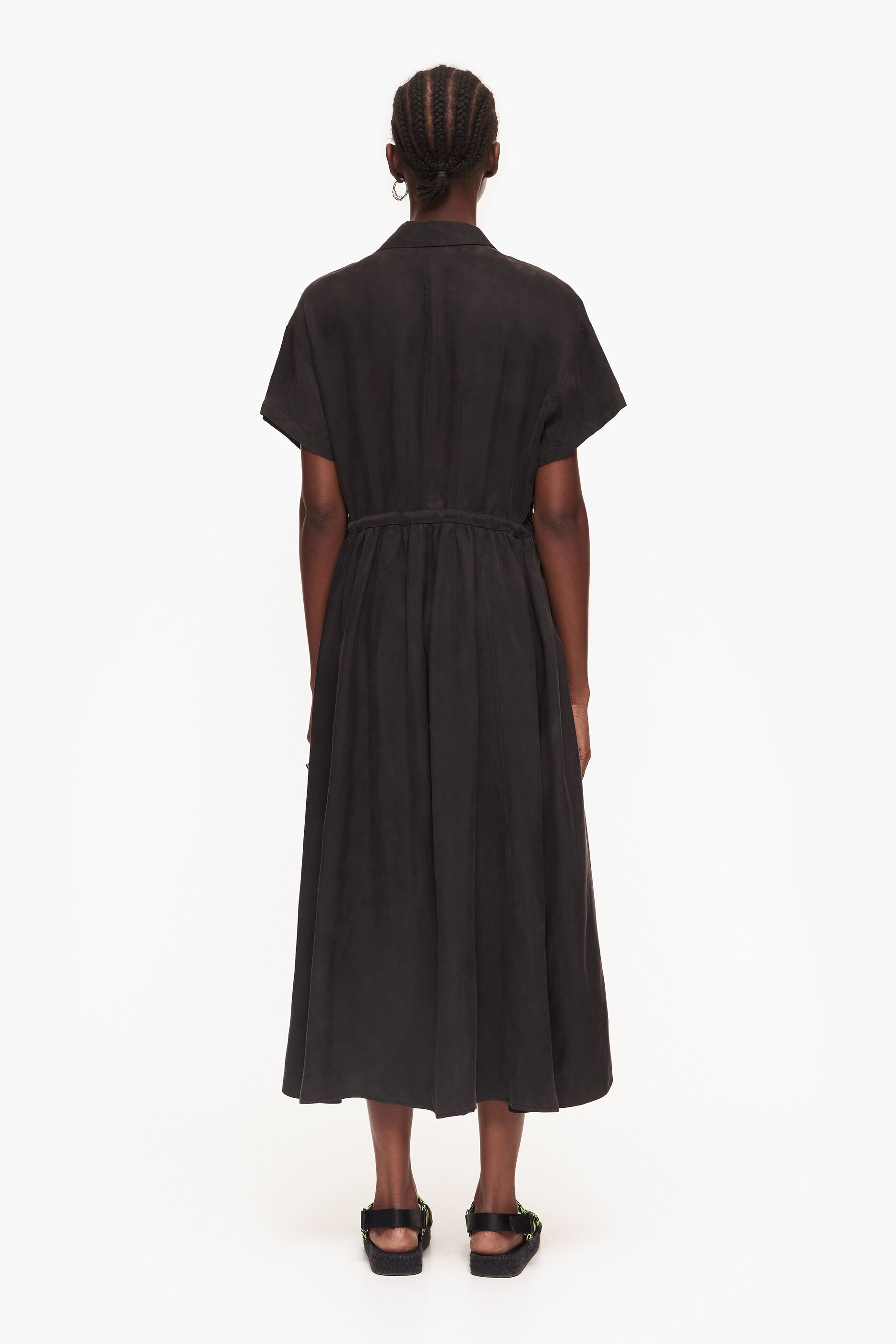 Vestido camisa midi preto
