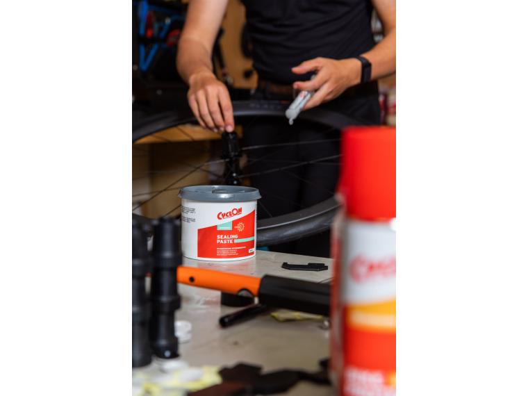 CyclOn Sealing Paste