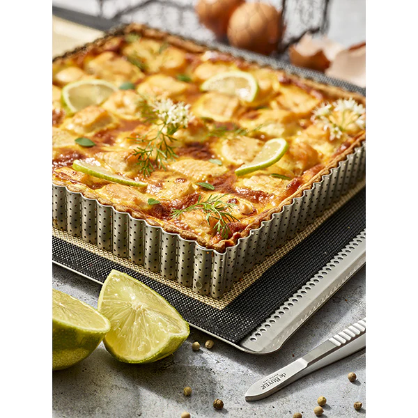 Cercle à tarte perforé carré cannelé 23 cm De Buyer