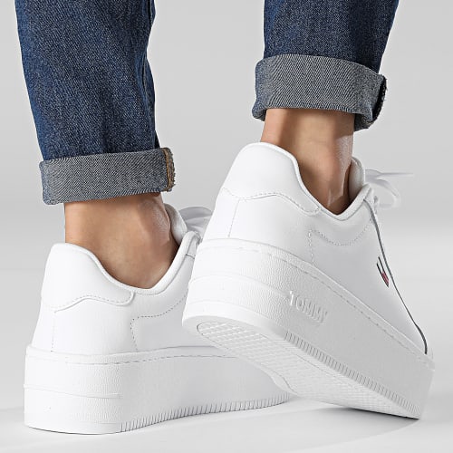 Baskets Femme Flatform Essential 2043 White