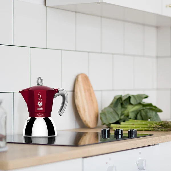 Cafetière italienne moka induction rouge 4 tasses Bialetti