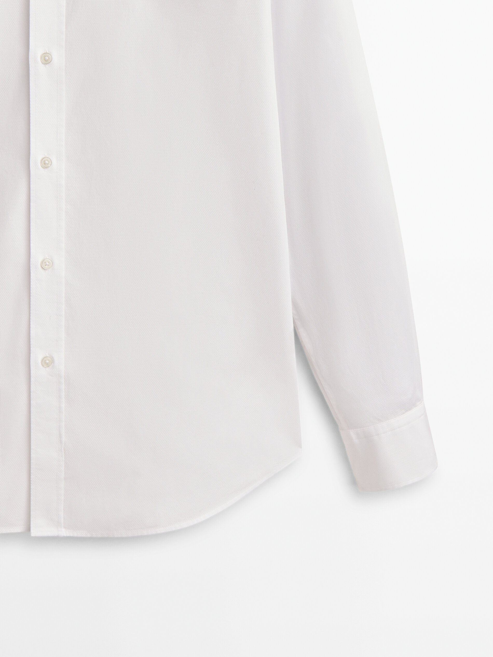 Camisa de algodão texturizado com modelagem slim fit - BRANCA