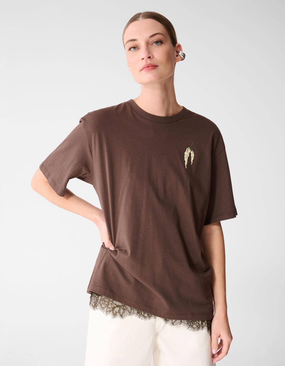 Pepper Artwork T-shirt Bruin