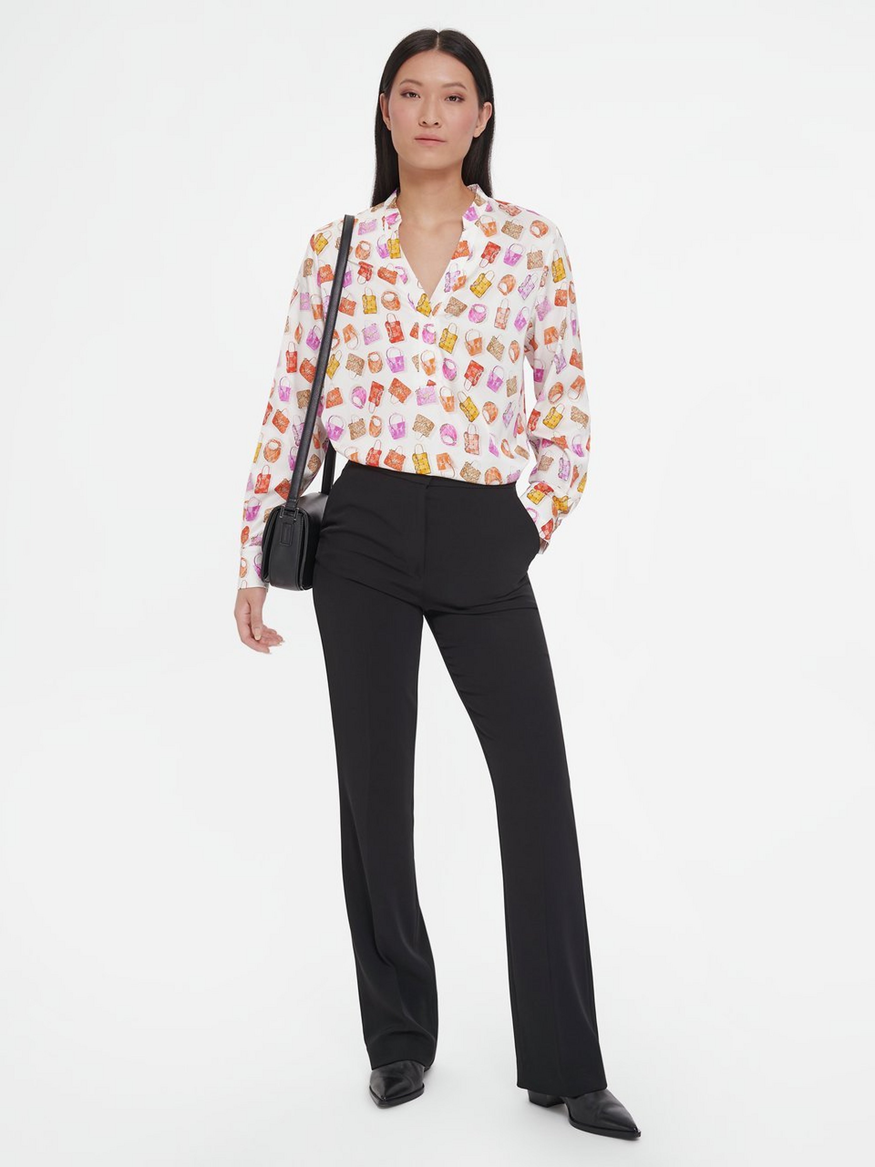 Shirt-Bluse mit Stehkragen