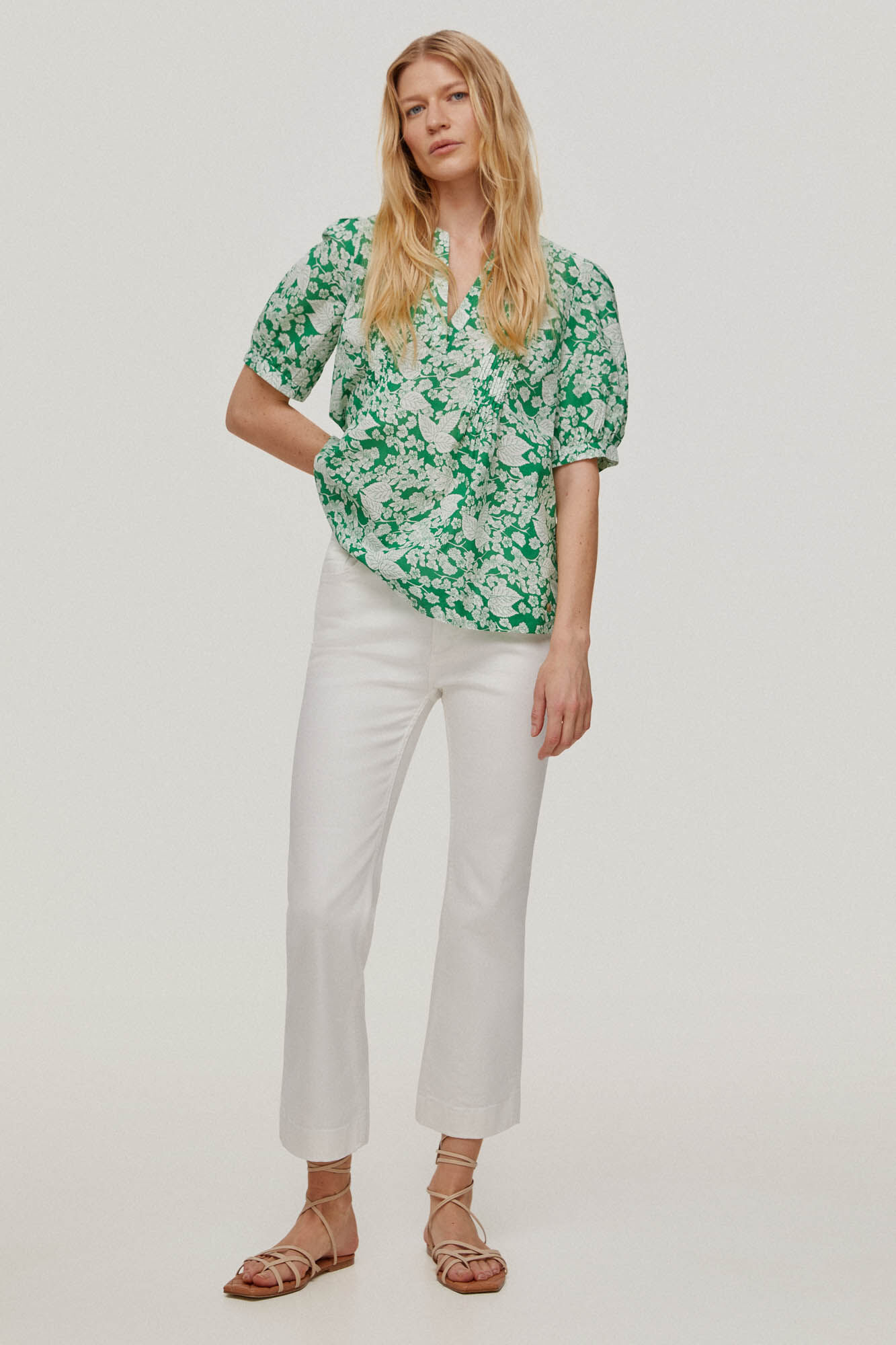 Blusa com estampa floral - Verde
