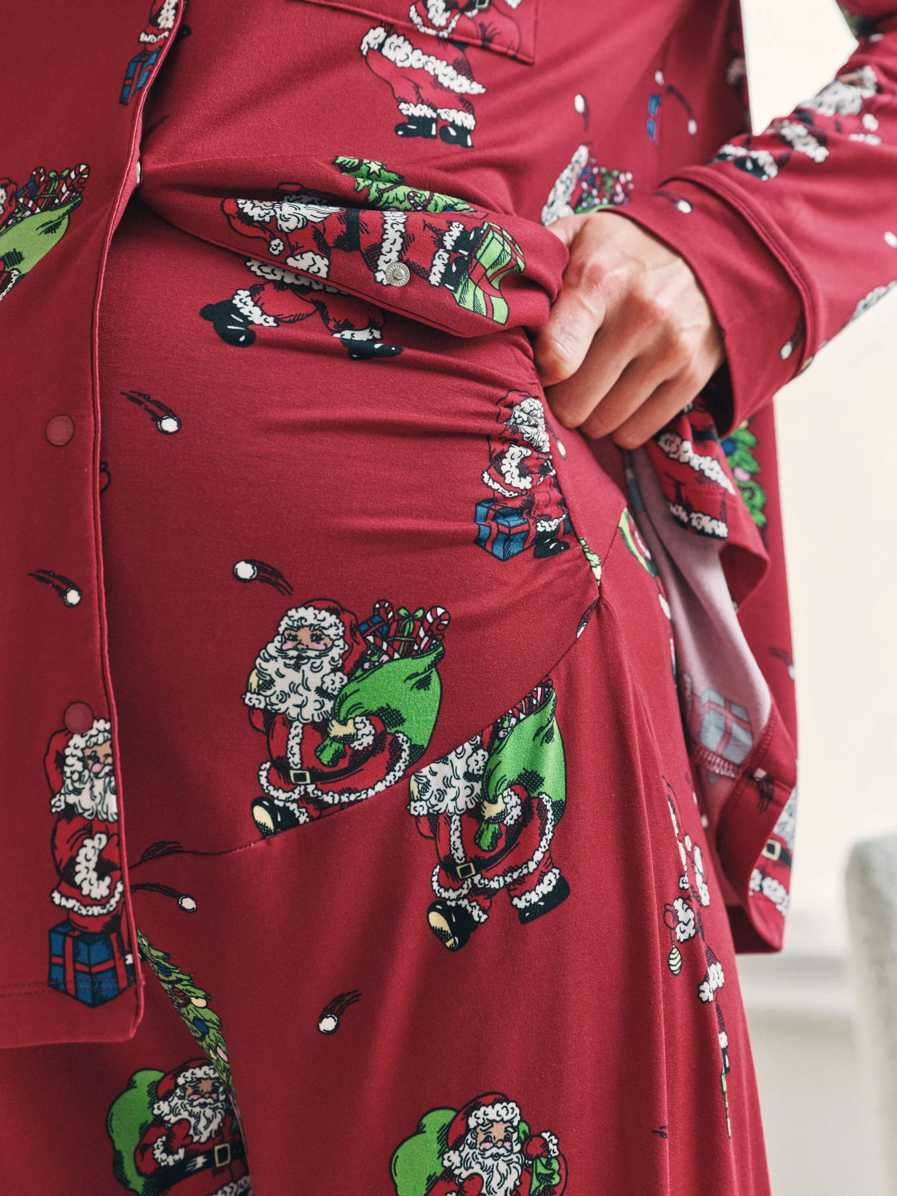 Chelsea Peers lange kerstpyjama met kerstman, sneeuwbalprint