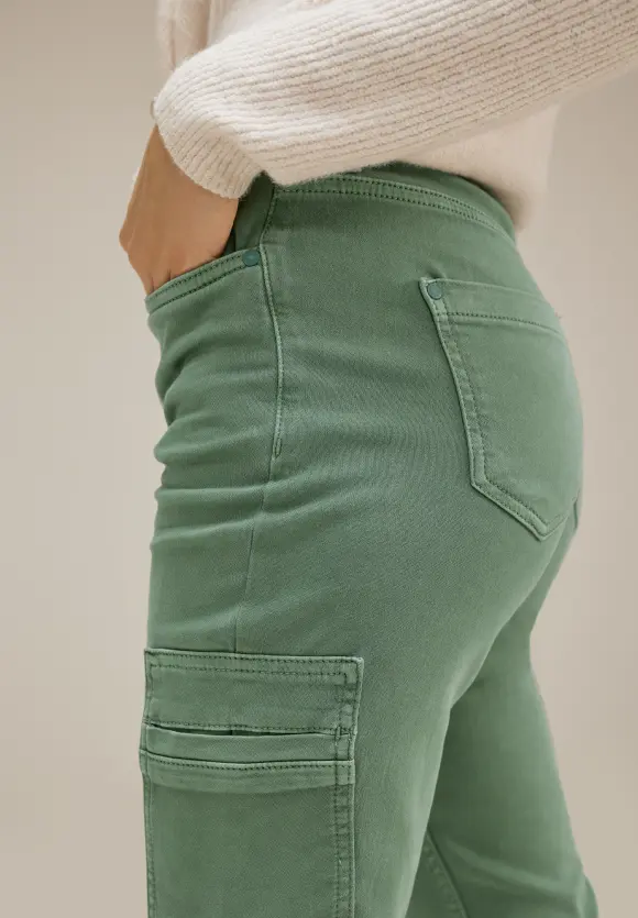 Grüne Cargo Casual Fit Jeans - novel green overdyed