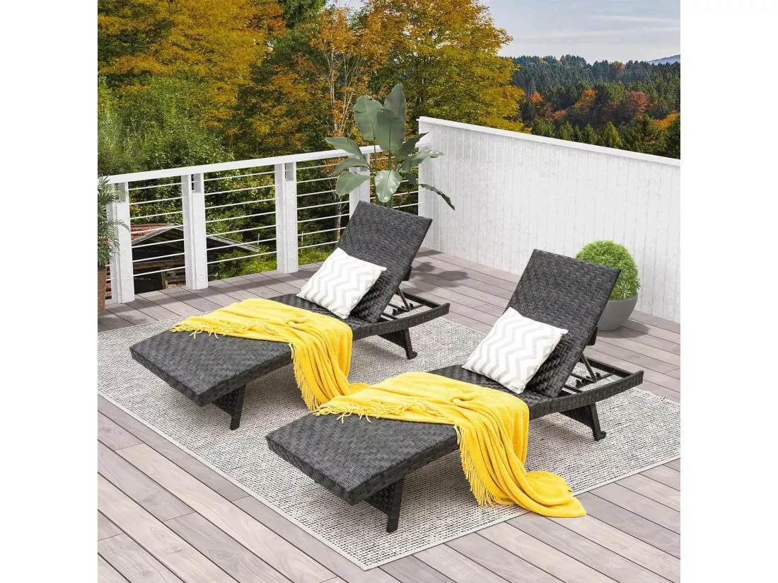 Bain de Soleil Pliable en Rotin et fibre naturelle PE, Chaise Longue Pliante de Jardin avec Cadre en Métal et Dossier Réglable, Transat avec Roues Arrière, pour Terrasse, Piscine, Cour, Charge 150 KG