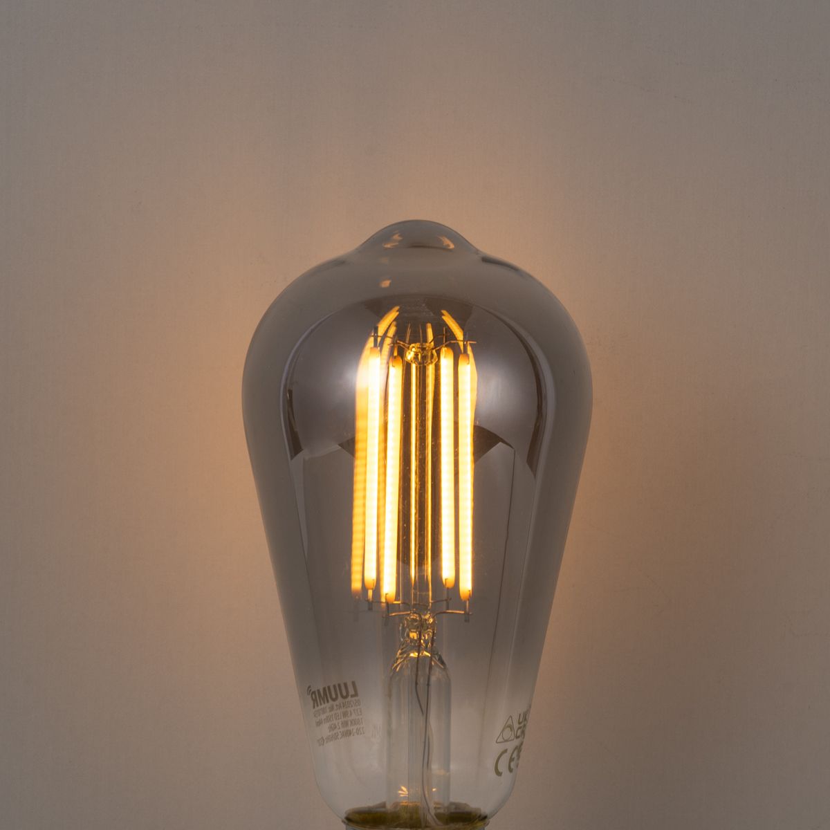 Set van 5 Smart E27 dimbare LED lampen ST64 smoke 4.9W 150 lm 1800K