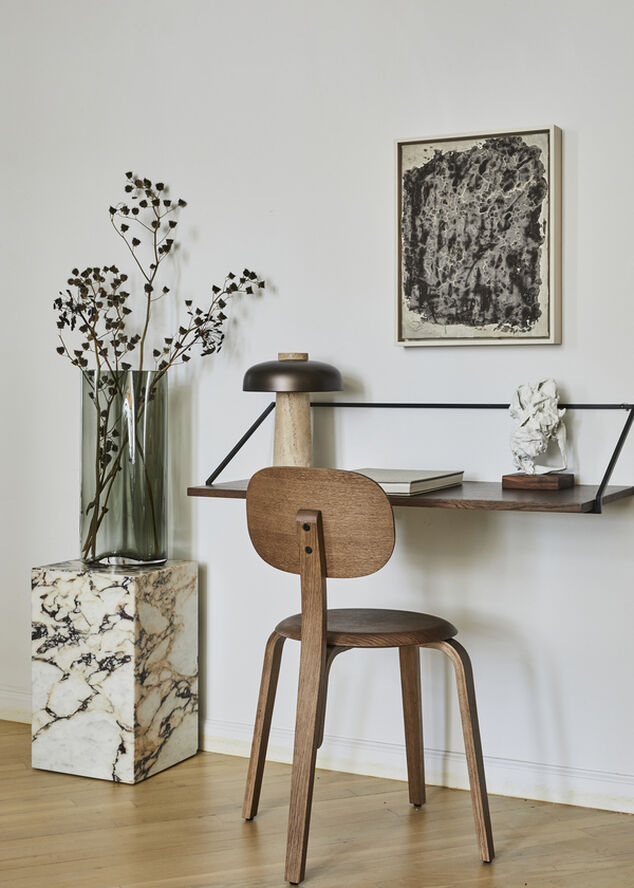 Audo Copenhagen Plinth Tall, Calacatta Viola Beige