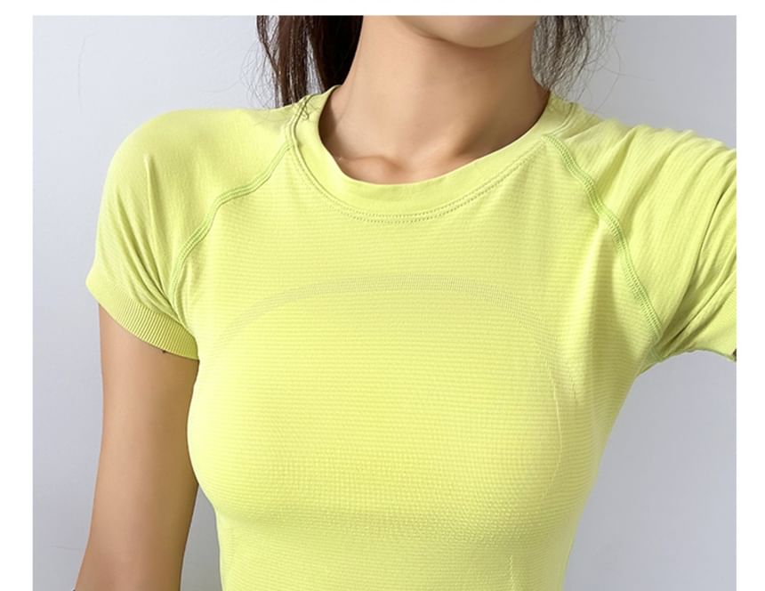 Engiko - Sport-T-shirt met korte mouwen, ronde hals en effen, slim fit