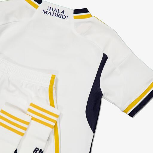 Primeiro uniforme do Real Madrid