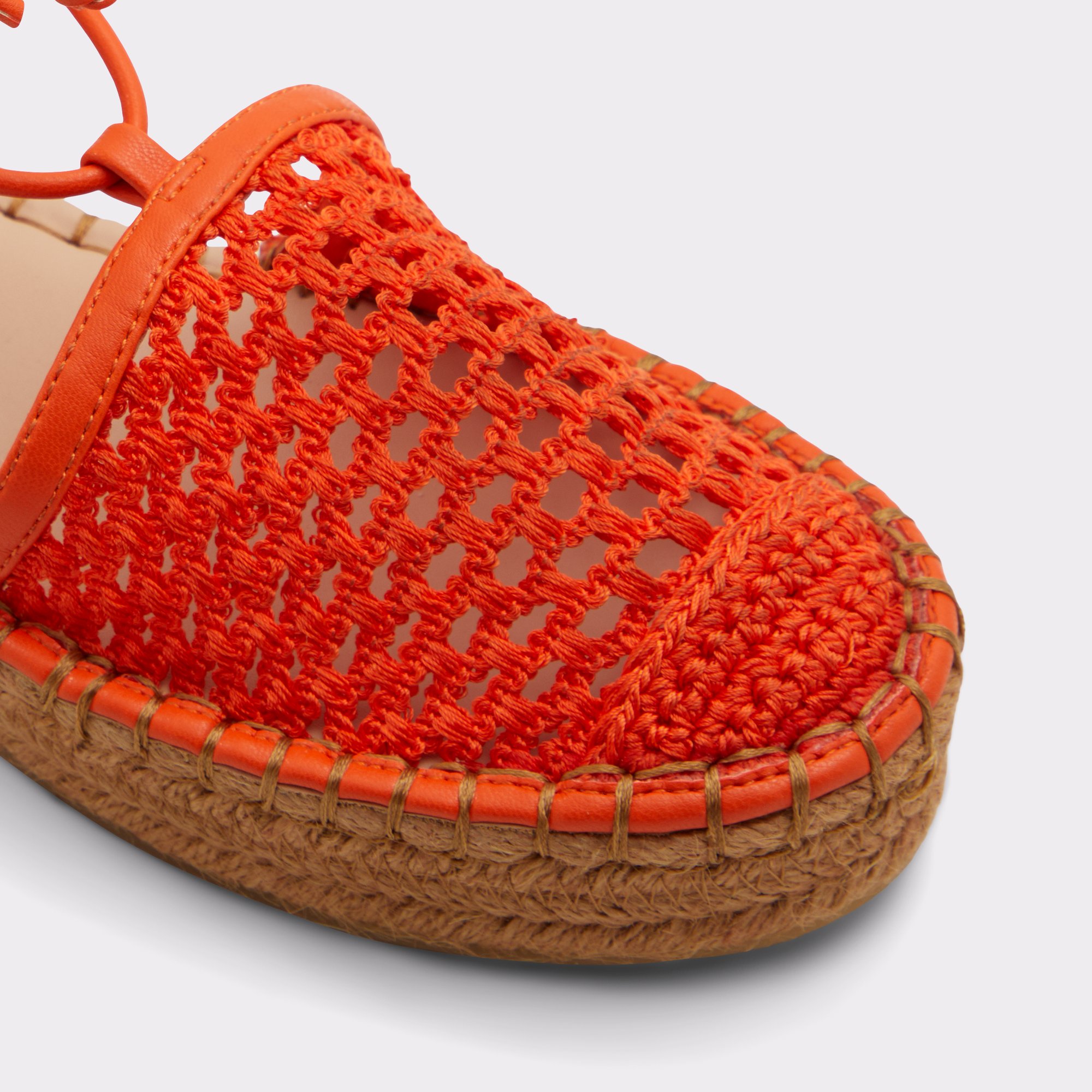 Picot Bright Orange Women Travel essentials