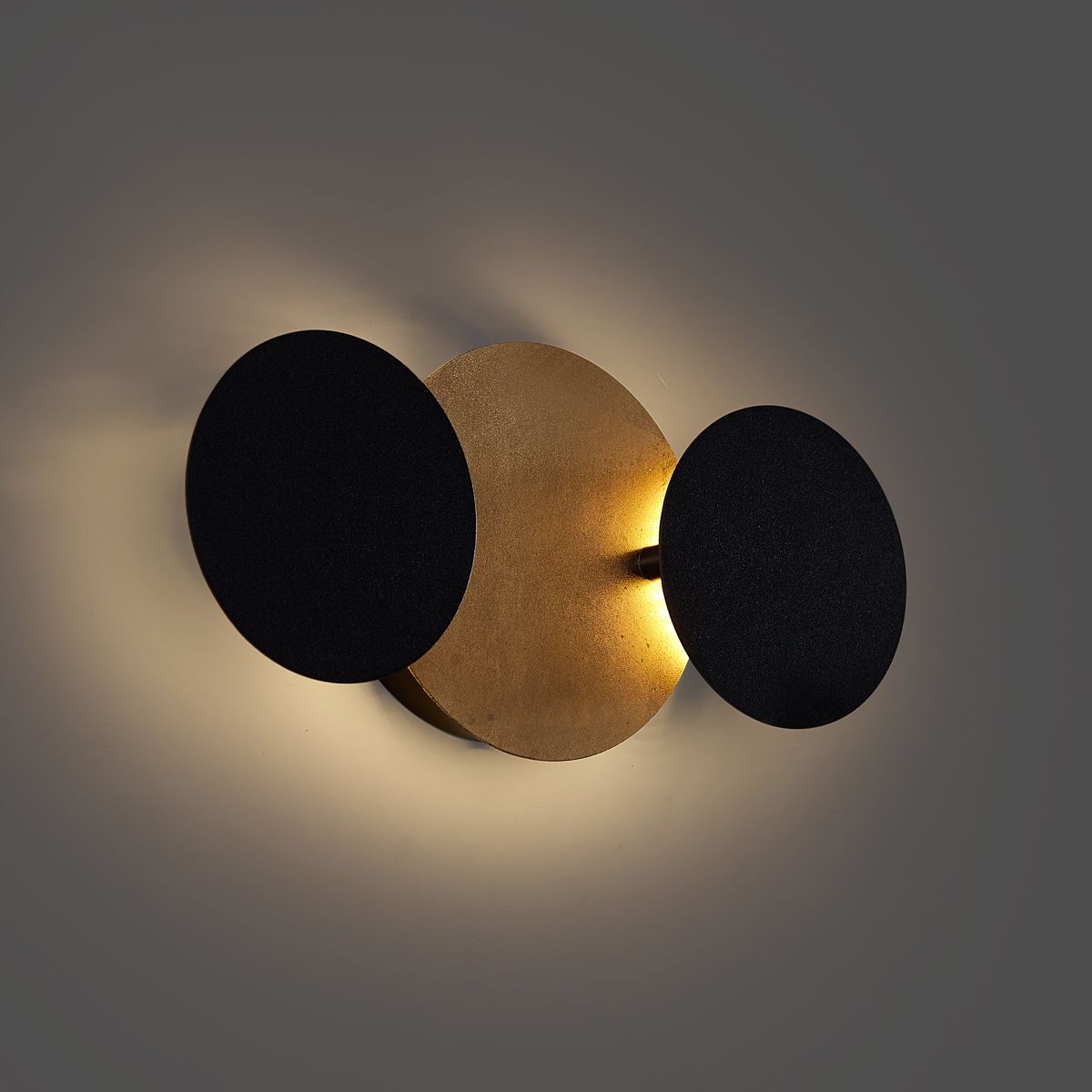 Moderne wandlamp zwart met goud incl. LED 3-staps dimbaar 3-lichts - Sunrise 3