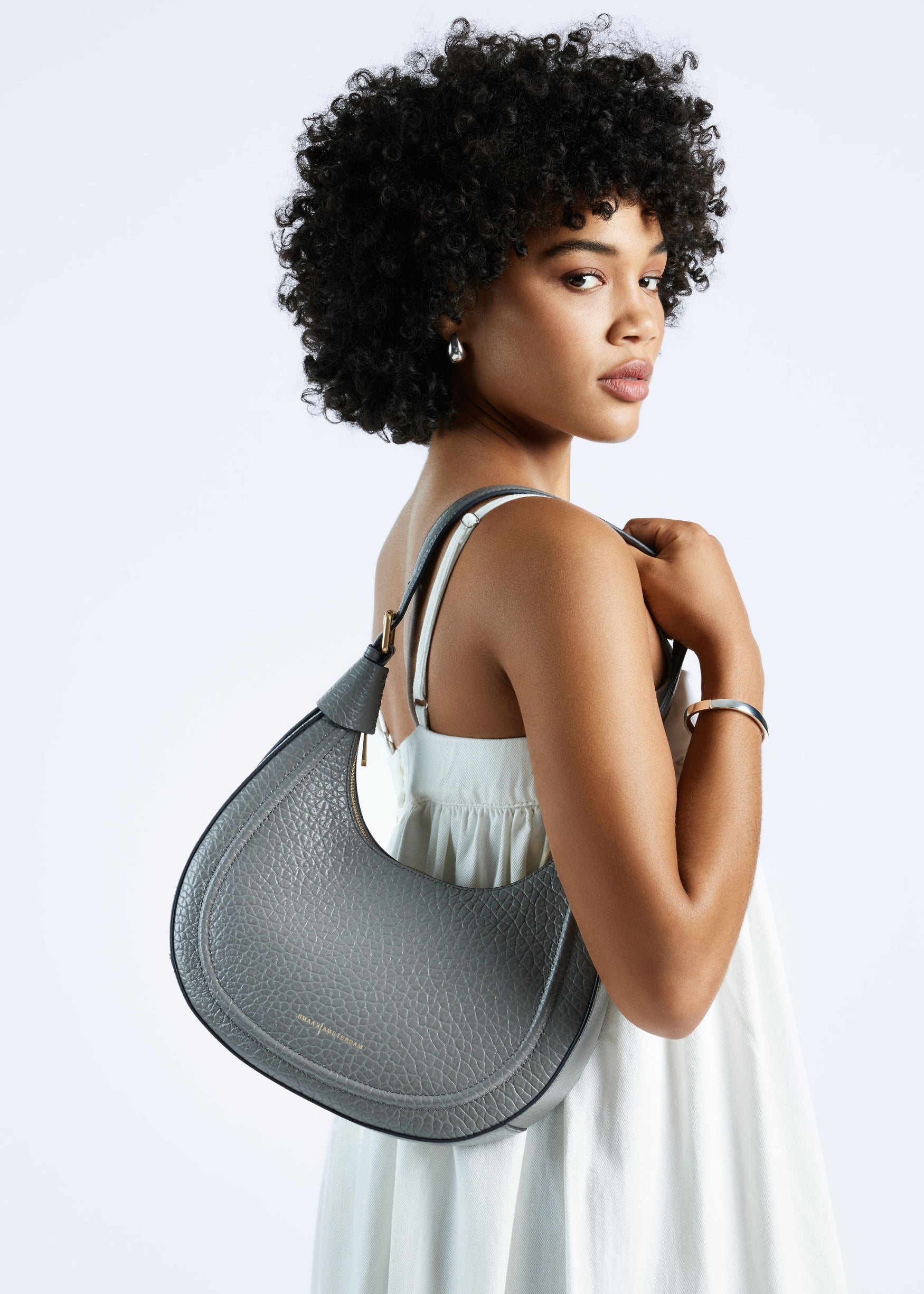 GAELLE | SLATE GREY