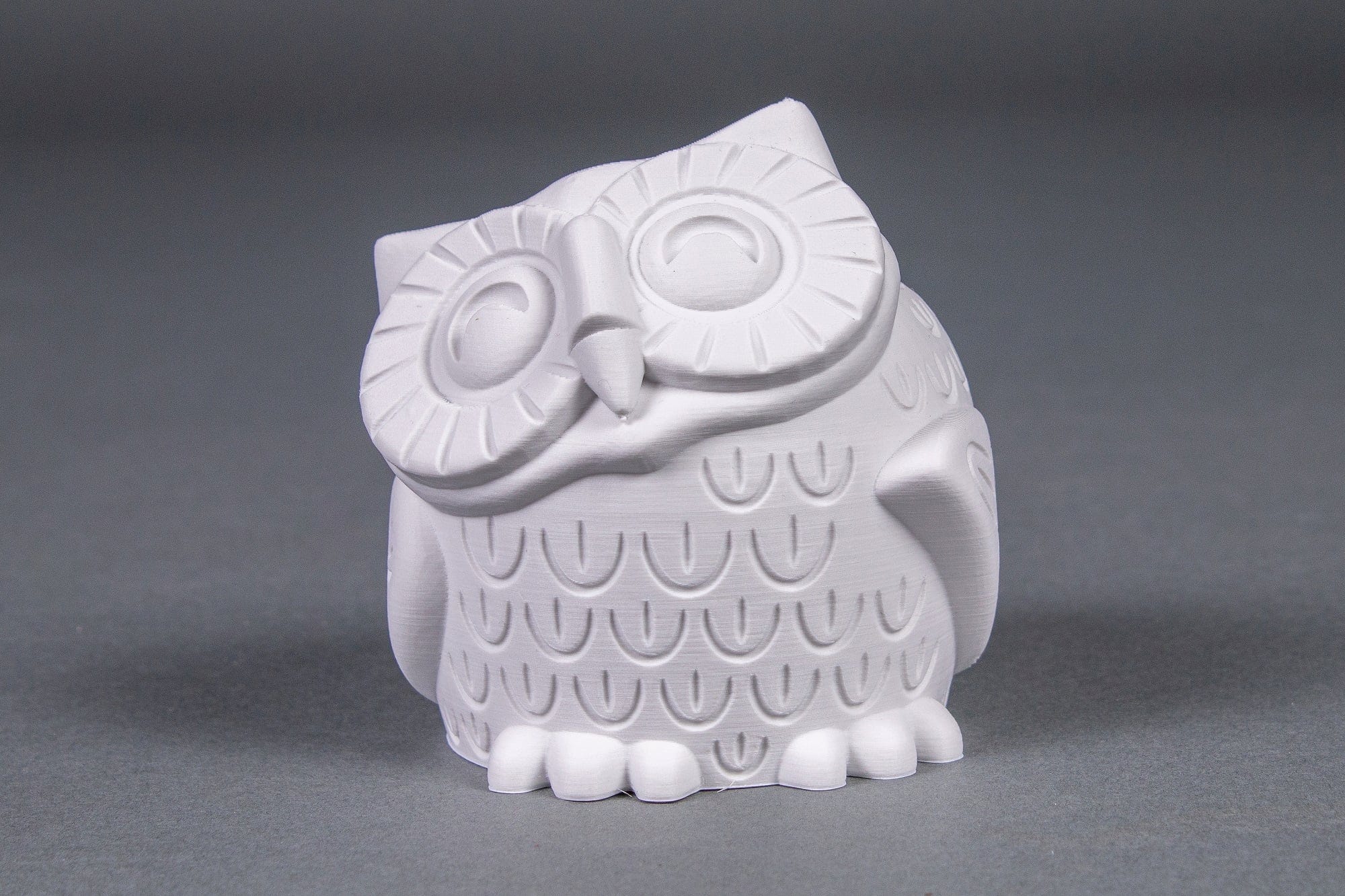 FormFutura  Matt PLA Stealth White, 1,75 mm / 750 g    Mattes PLA mit rauer Oberfläche und feinen Details
