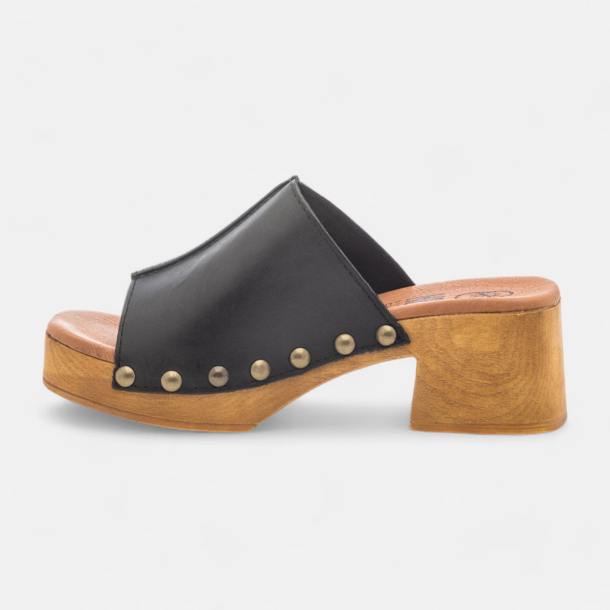 Chaussures semelle bois à talon Femme en cuir noir