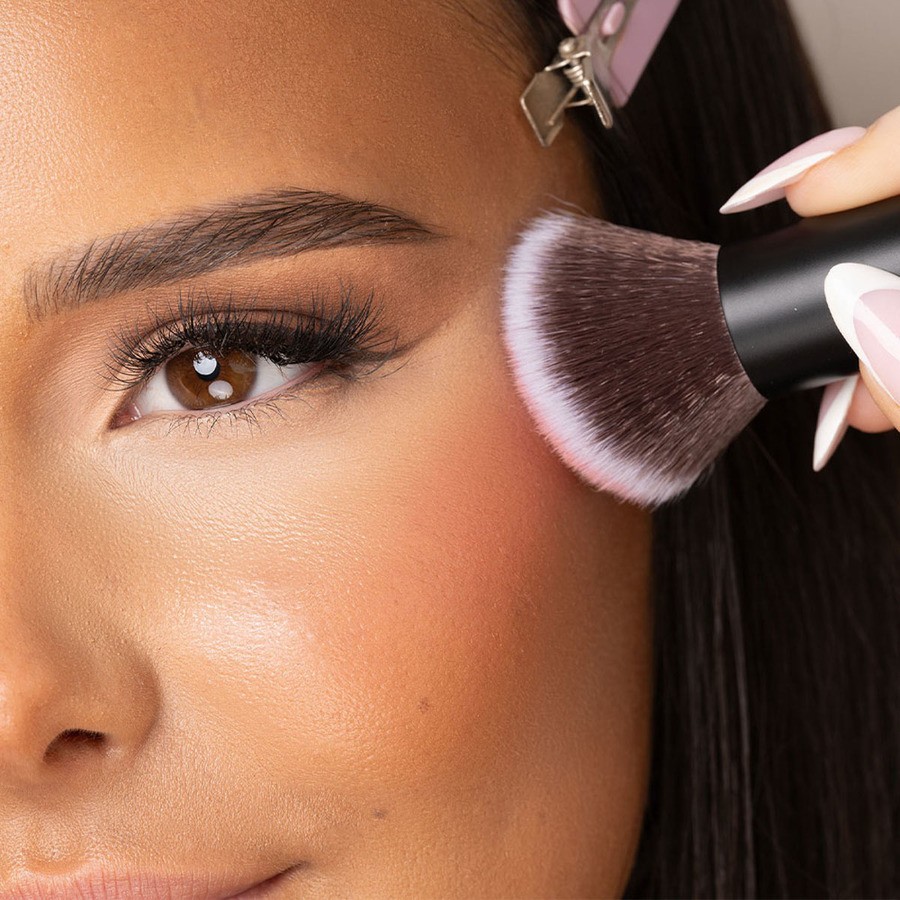 Brushworks No. 7 Angled Blush Brush