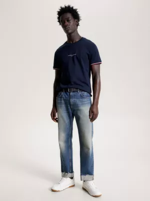 Camiseta Slim Fit com Detalhe na Barra
