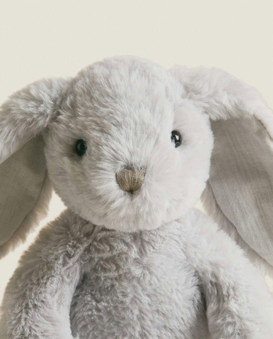 Coelho de pelúcia infantil