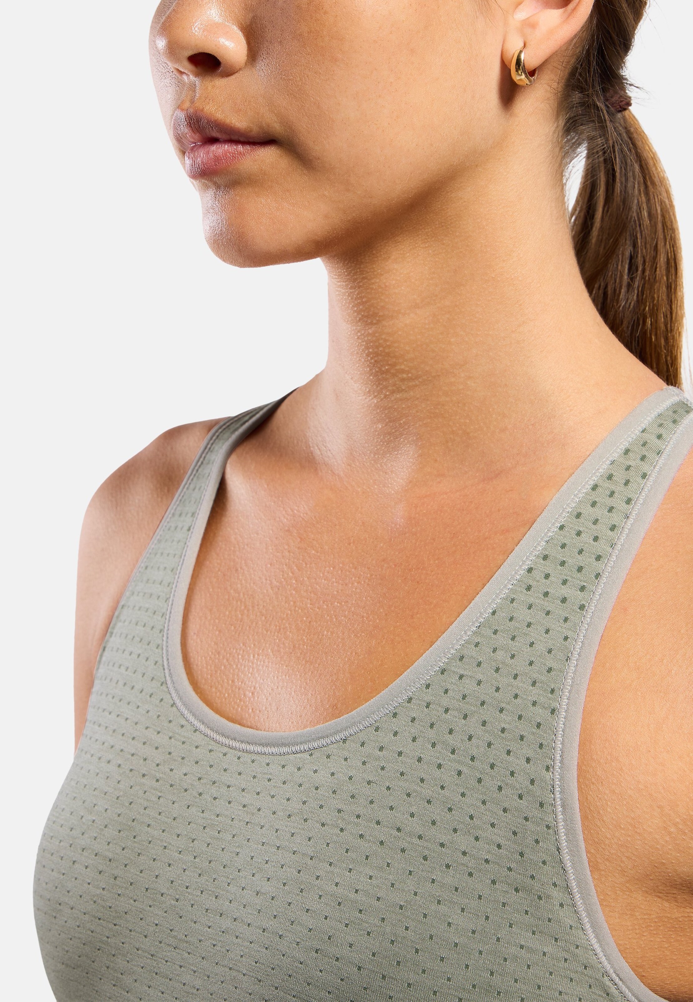 Seamless Sport-BH mit mittlerem Halt in vetiver melange