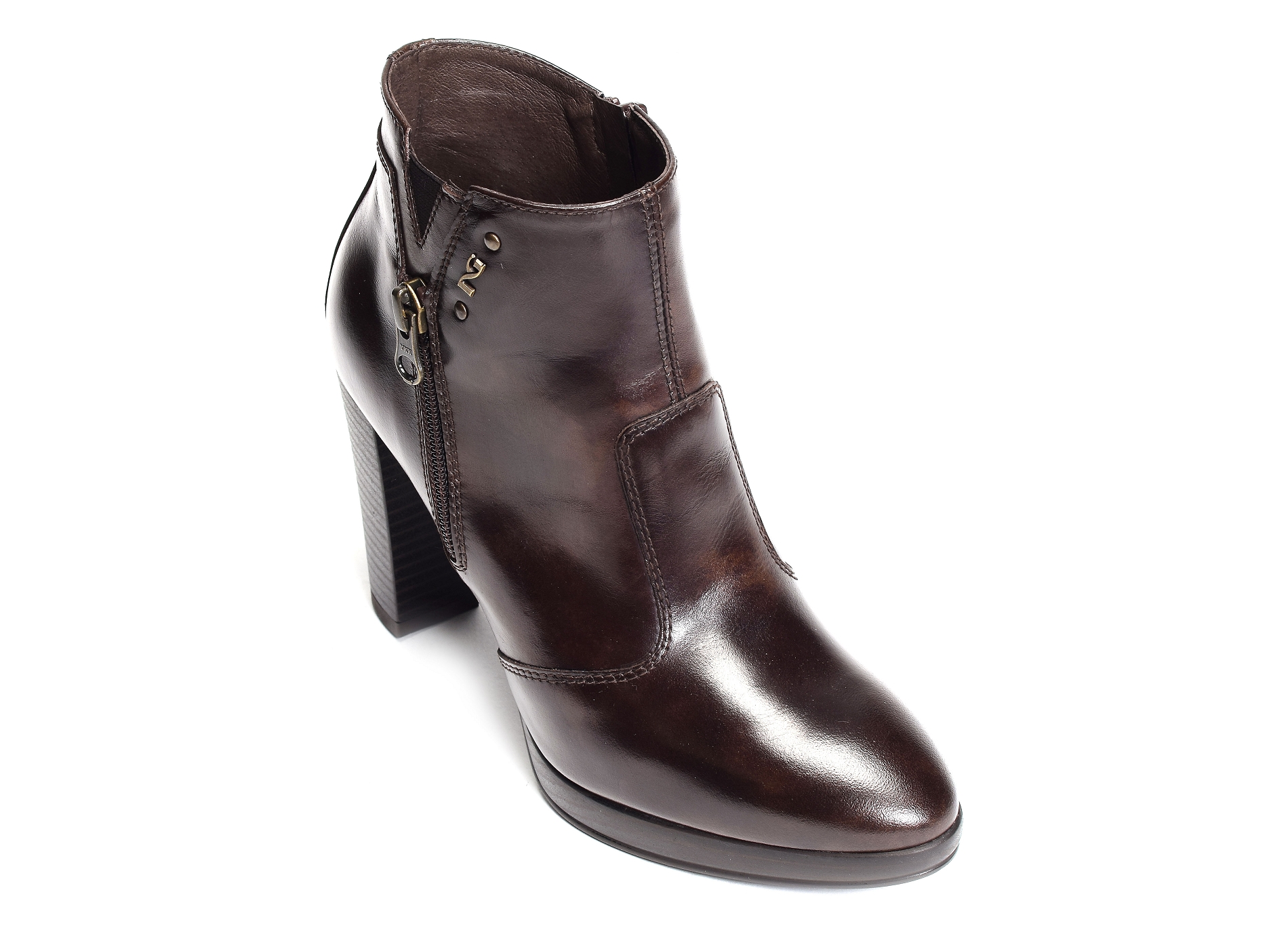 08253 marron