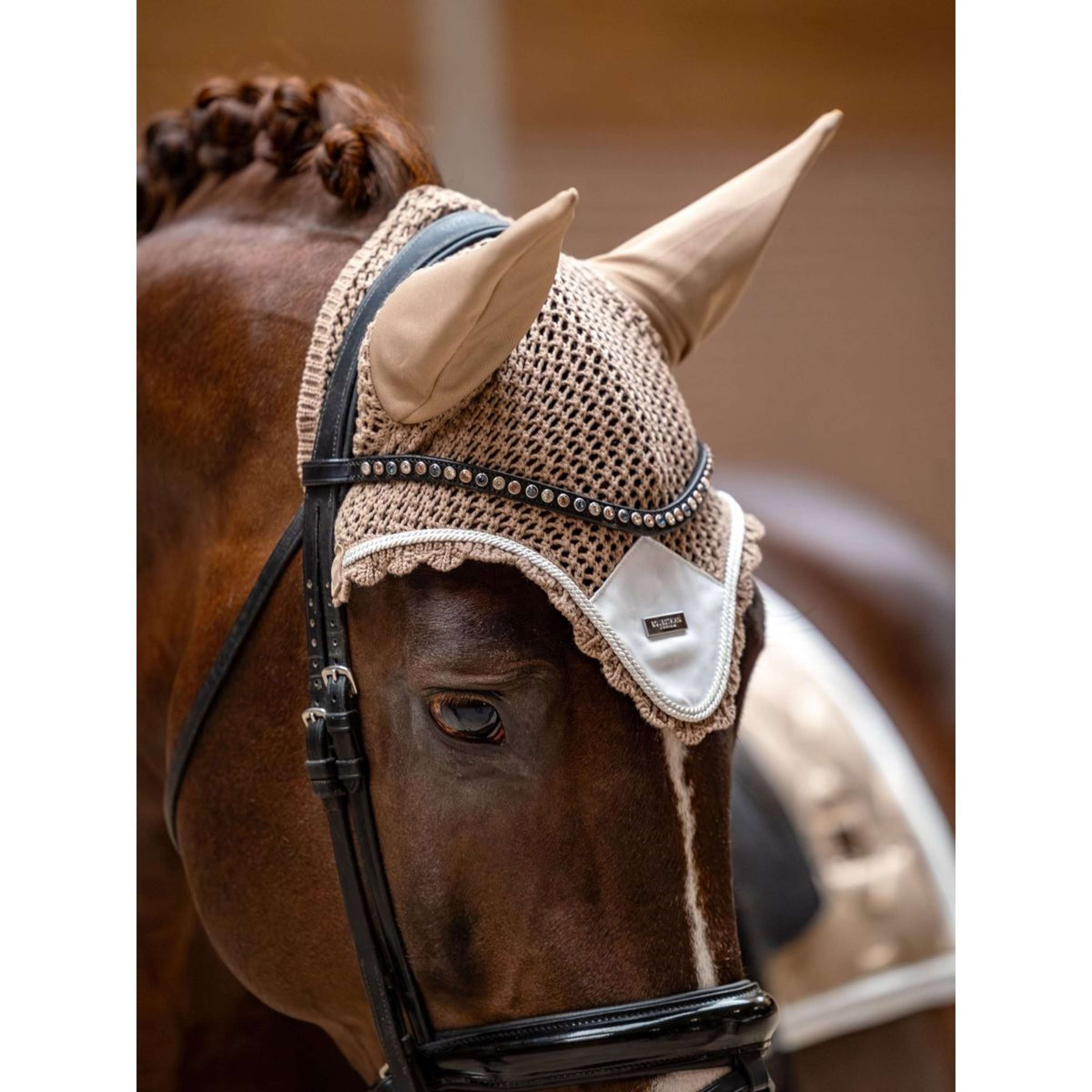Equestrian Stockholm Oornetje Sand