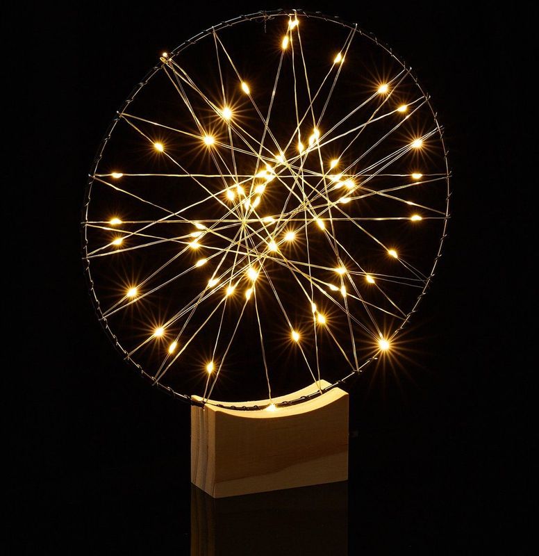 LED - Decoratie Ring - Kerstverlichting - Zilver - Met Houten Voet, Werkt op Batterijen