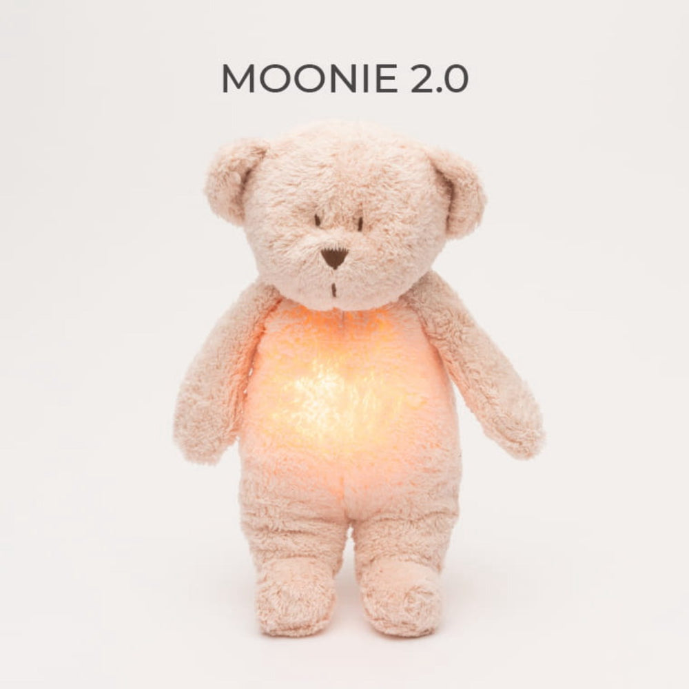 Køb Moonie Rose 2.0 Organic Humming Bjørn Med Pink Noise og en Lampe