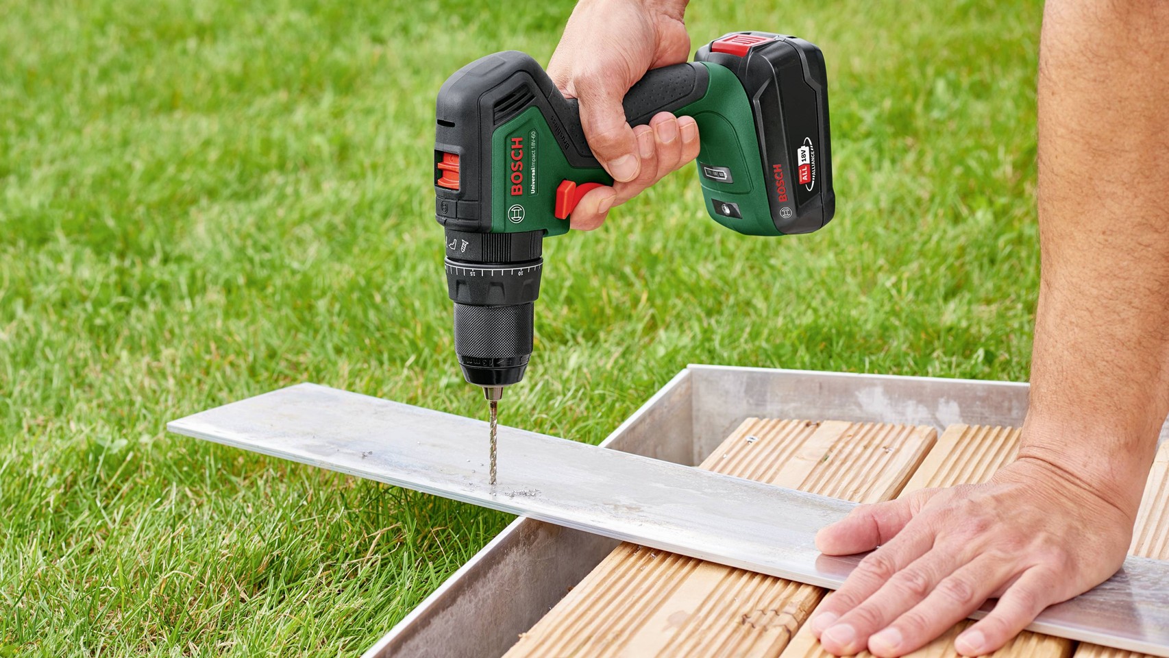 Bosch - UniversalImpact 18V-60 Drill / Screwdriver ( Battery included )