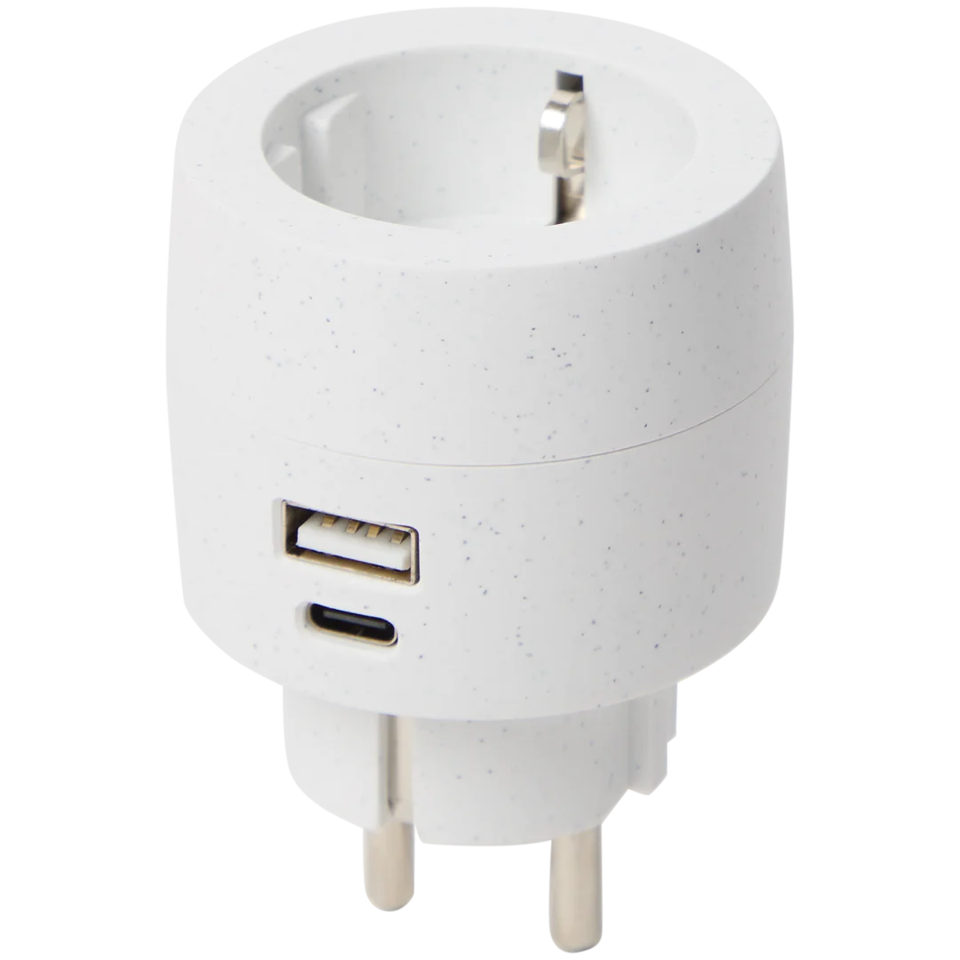 Pro-max stekkeradapter met USB-A en USB-C 3680 watt