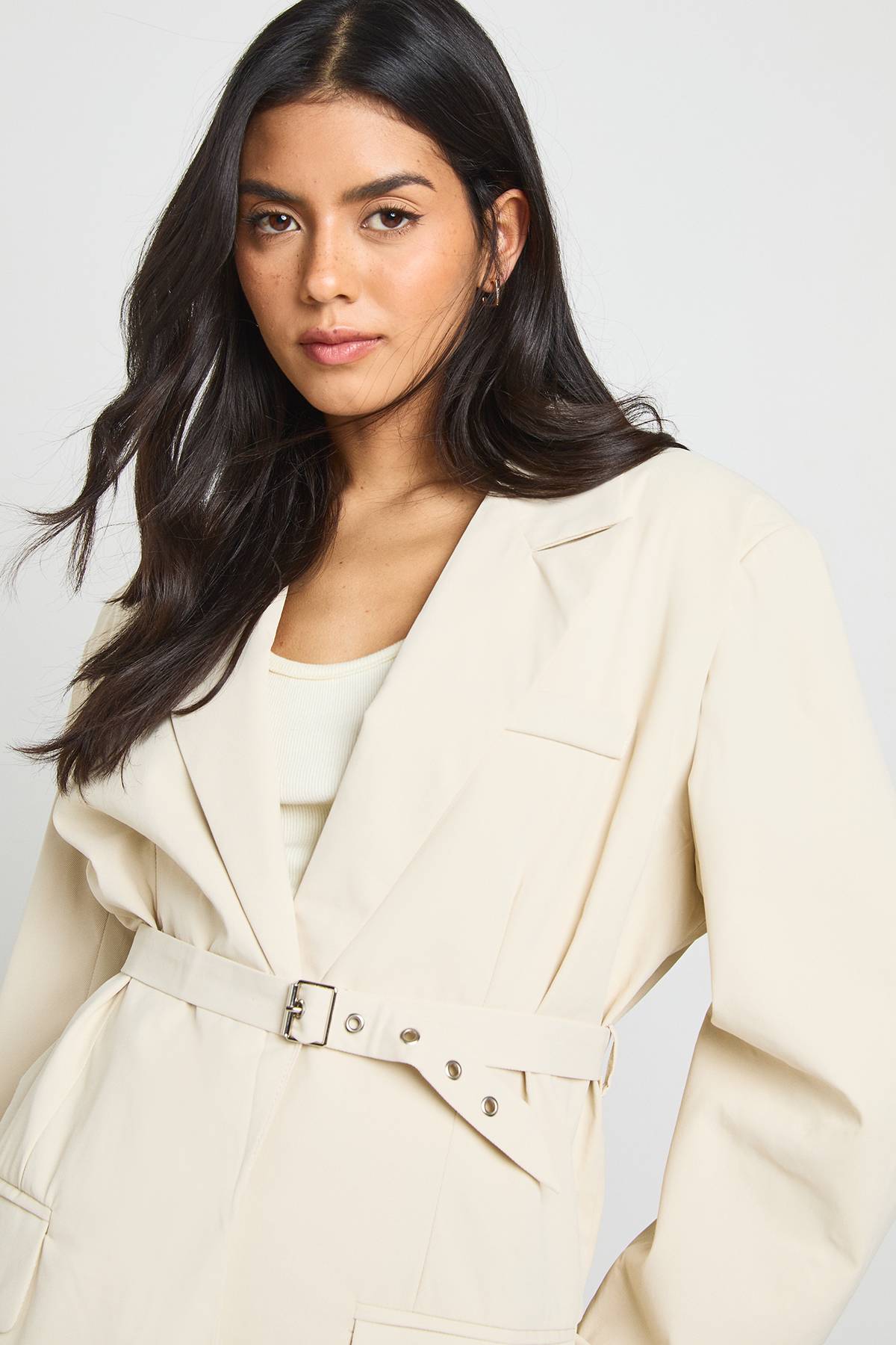 boohoo Premium Woven Oversized Cinched Waist Belted Blazer