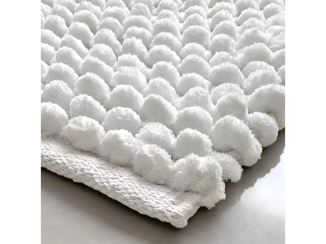 Tapis de salle de bain 40 x 60 cm mini pompon blanc - MARIE