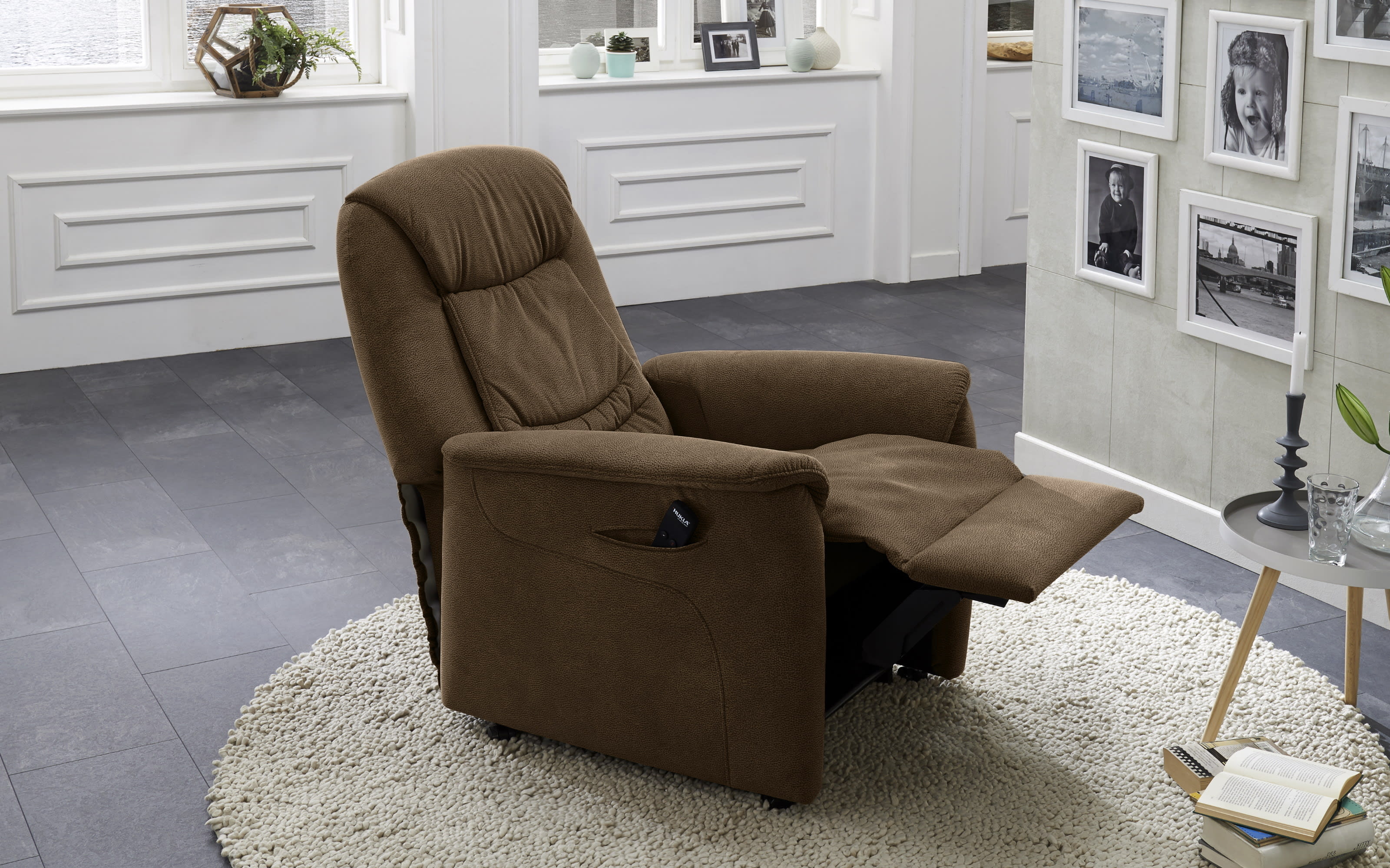 Leder-FernsehsesselHU-RV15024, braun, inkl. Funktionen