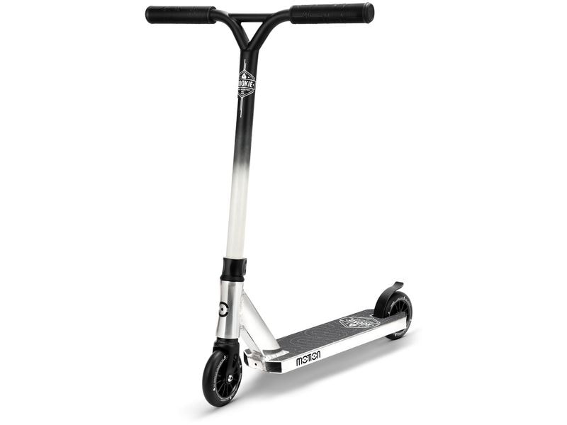 Motion Motion Freestyle Scooter Rookie Pro Schwarz/Weiss Leichter und stabiler Freestyle-Scooter für Anfänger