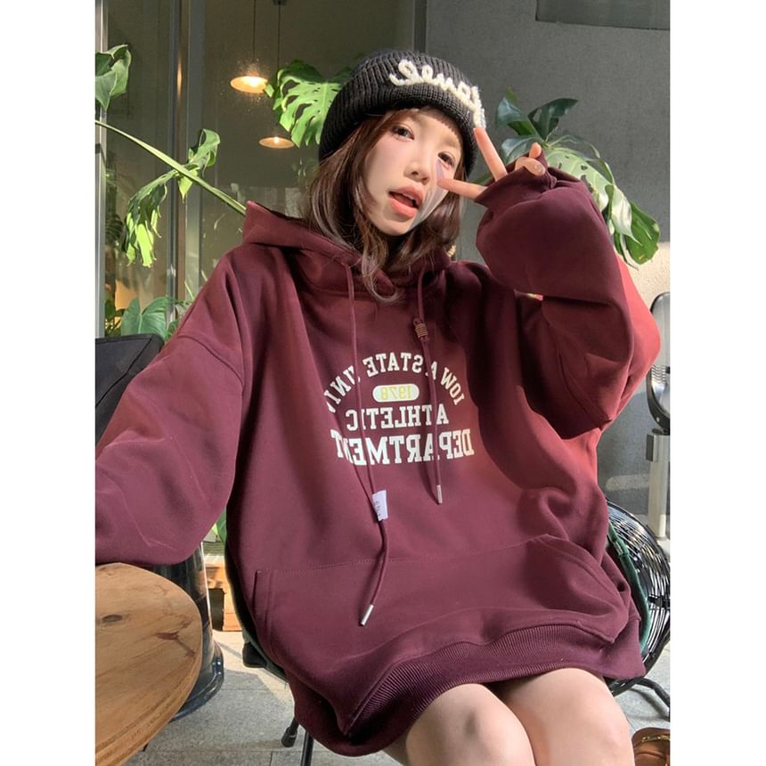 Miss Kekeli - Oversized hoodie met tekstvakdetail
