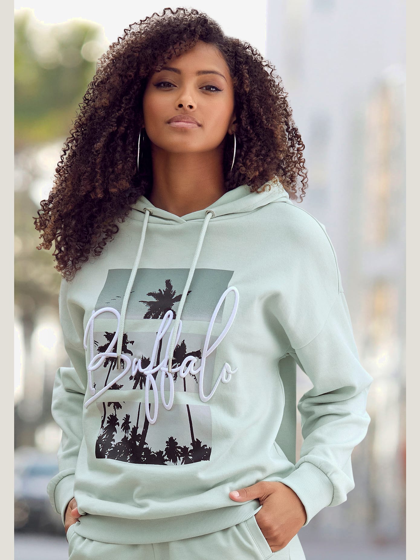 Sweatshirt d'intérieur avec imprimé palmiers
