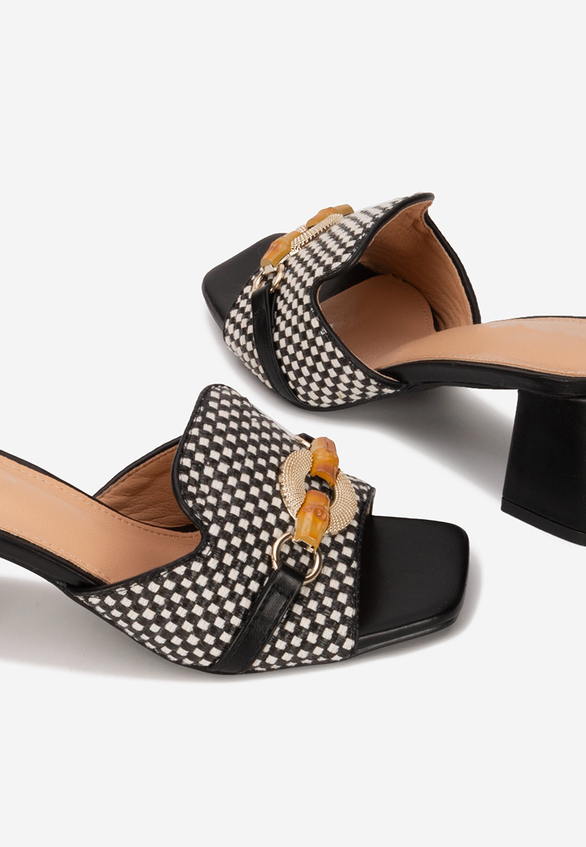 Mules à talon épais noirs Olenna