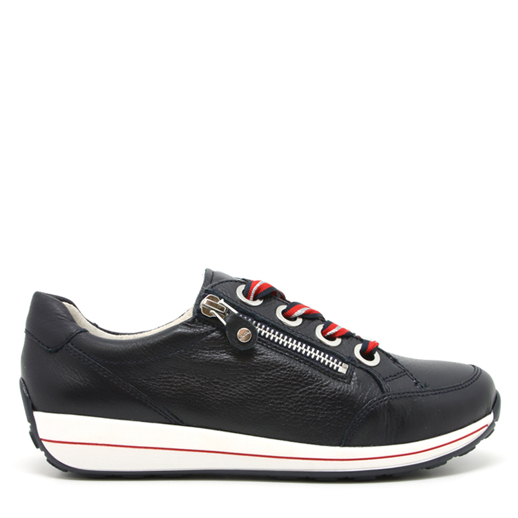 Ara Ollie | MARINE