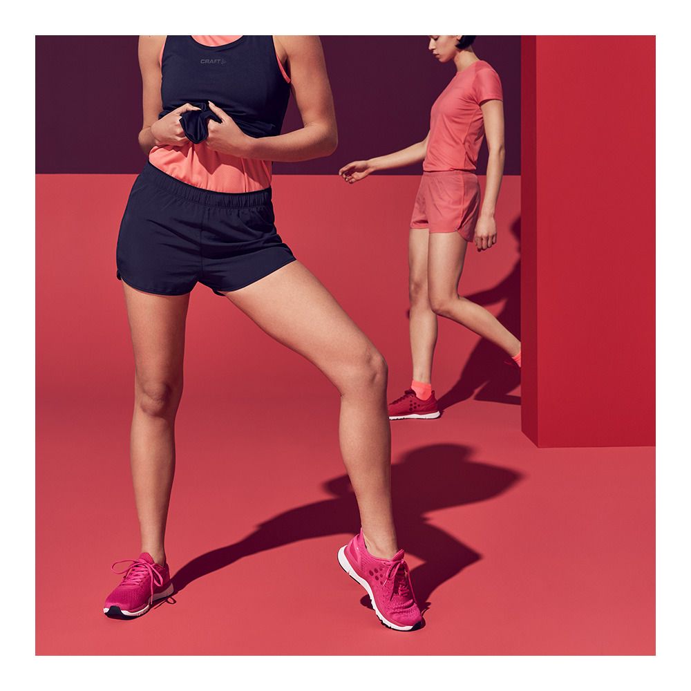 Craft V150 ENGINEERED - Chaussures running Femme hot pink