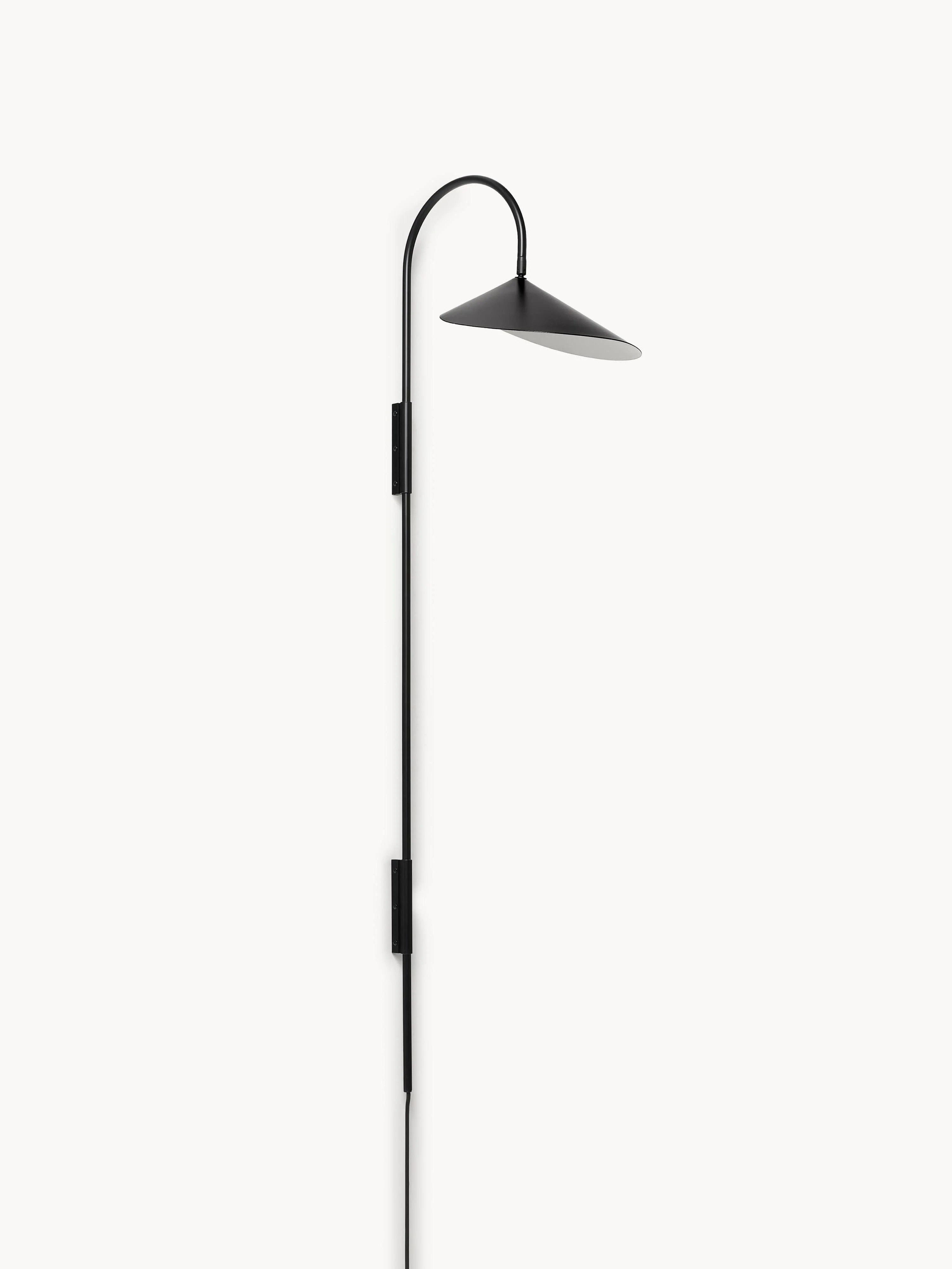 Grote wandlamp Arum met stekker, verstelbaar