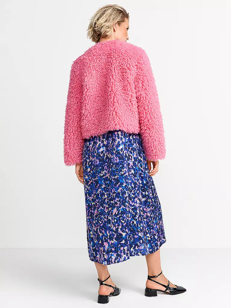 RICH & ROYAL Jacke in Felloptik Cropped Fit pink