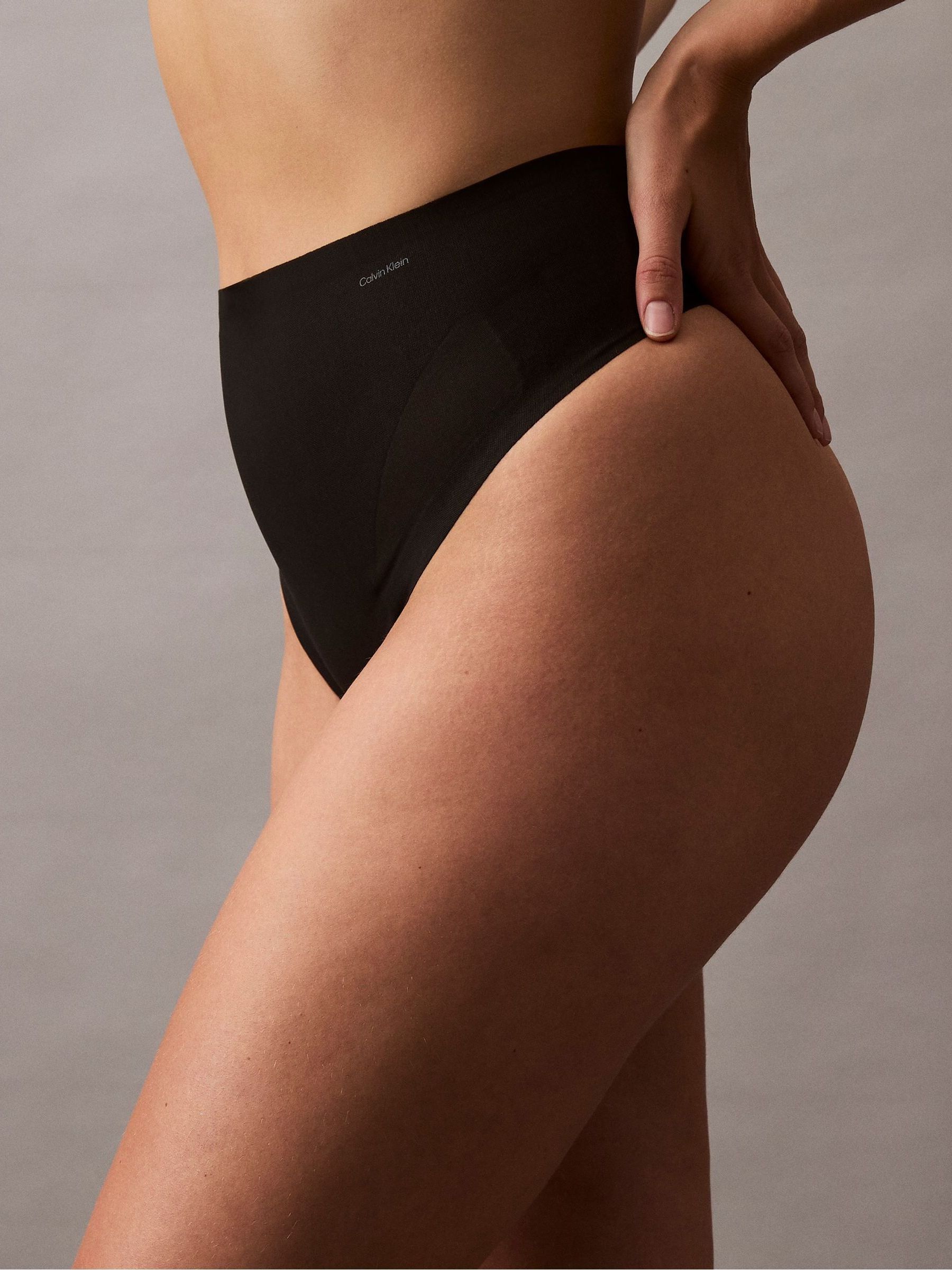 Calvin Klein Sculpted Shapewear Thong - Stay Put Mesh