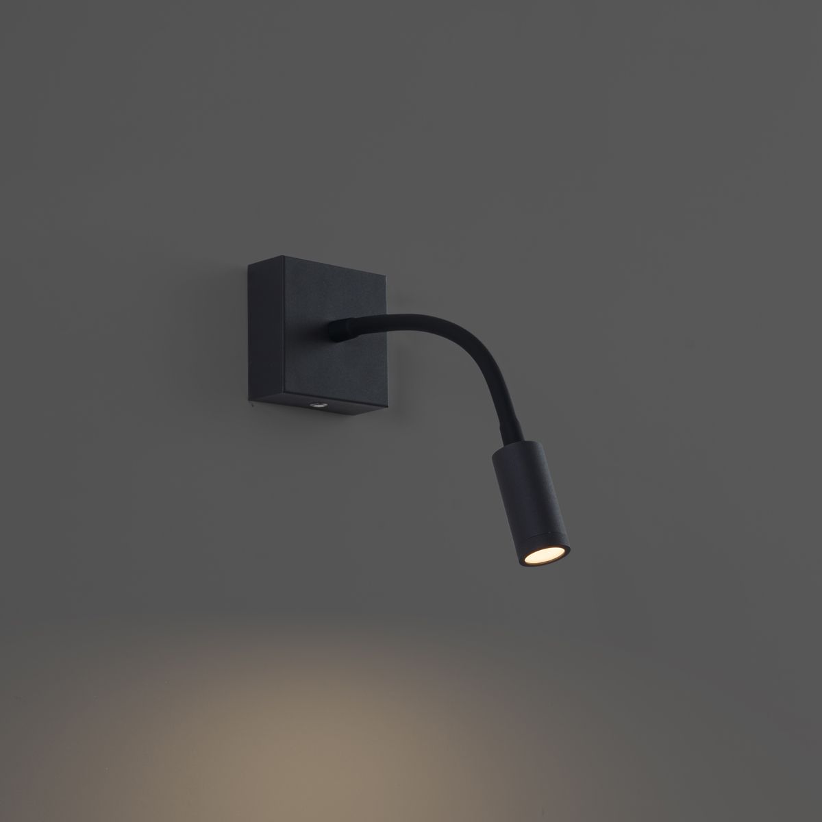 Moderne wandlamp zwart incl. LED dimbaar oplaadbaar - Harper
